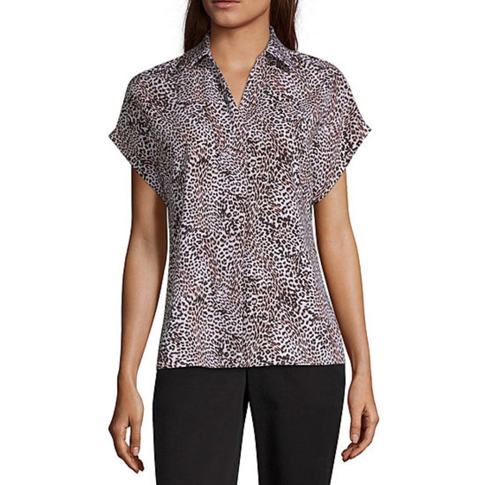 Worthington Petite Short Sleeve Animal Print Top
